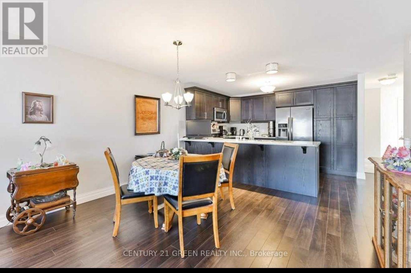 100 Spruce Gardens Court Property Photo 10