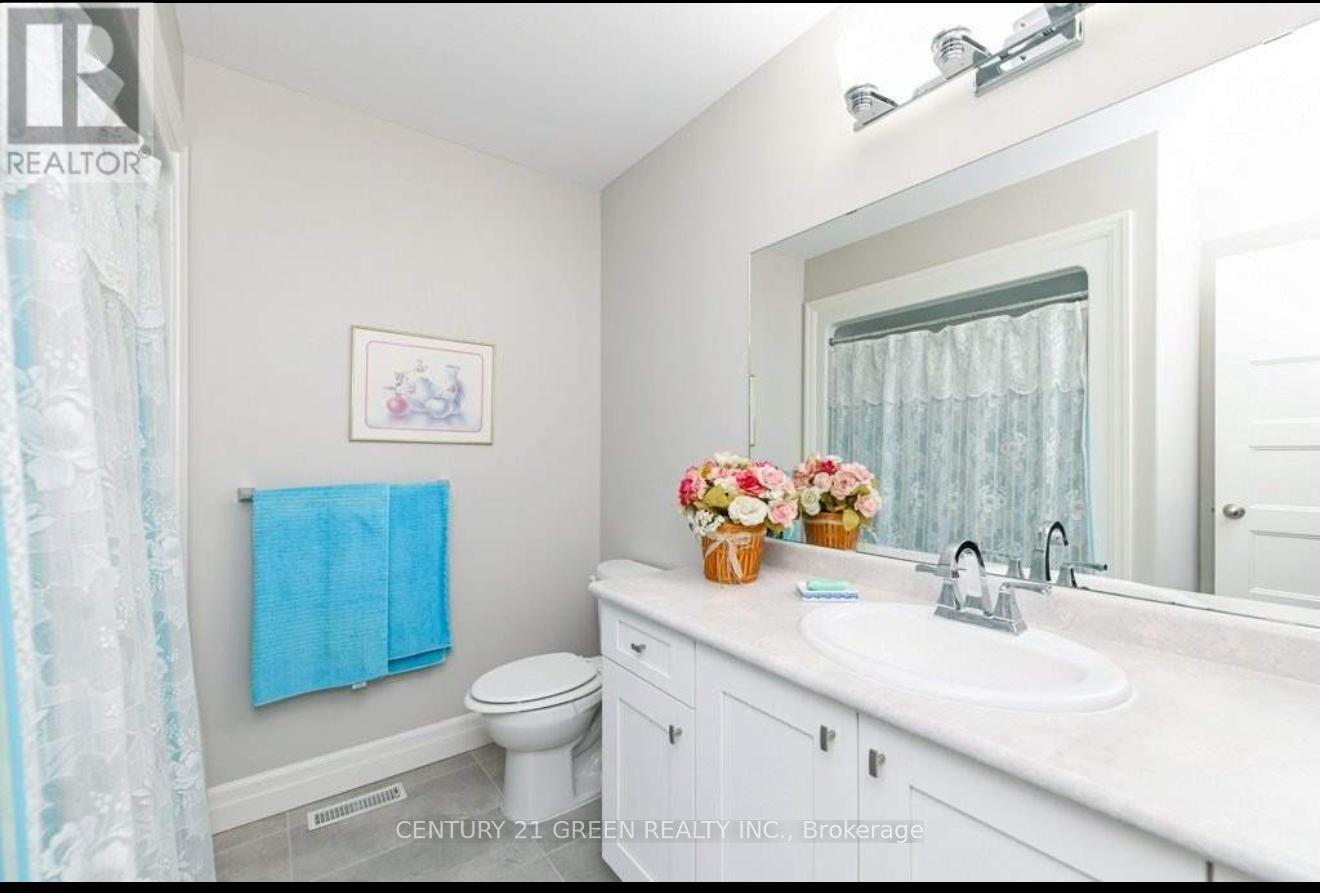 100 Spruce Gardens Court Property Photo 14