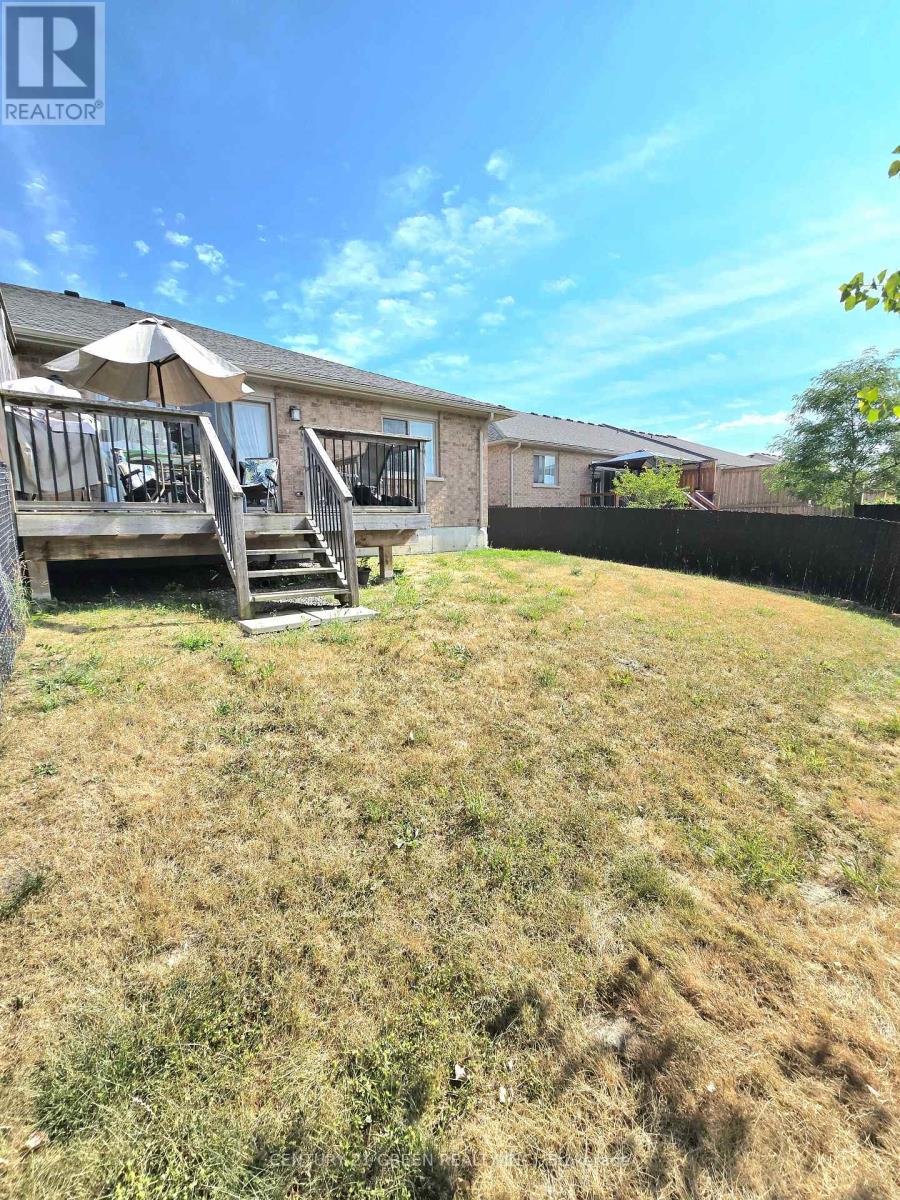 100 Spruce Gardens Court Property Photo 23