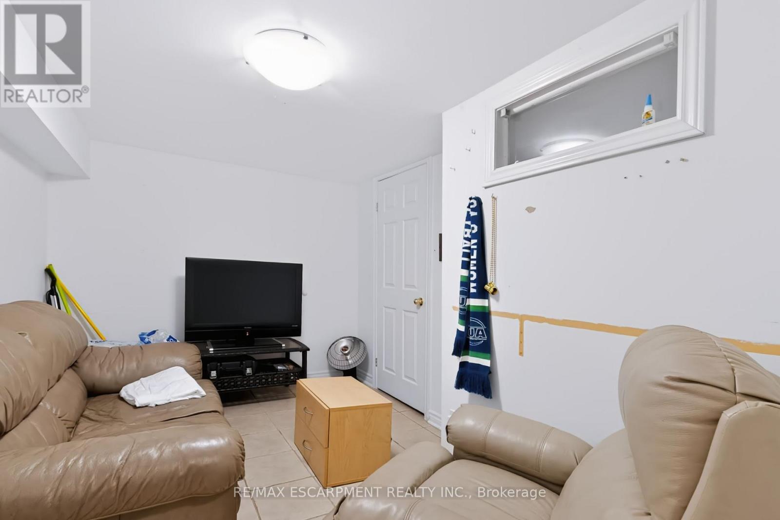 23 Forsyth Avenue S Property Photo 22