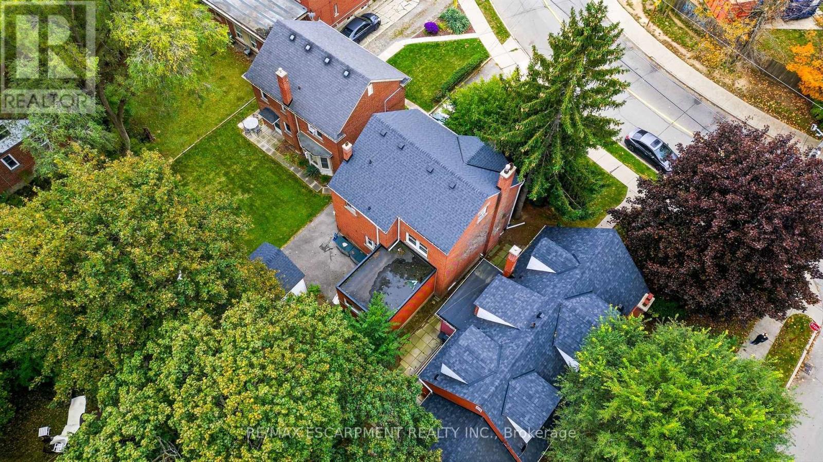 23 Forsyth Avenue S Property Photo 37