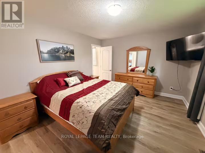 1 - 1492 Northdale Street Property Photo 9