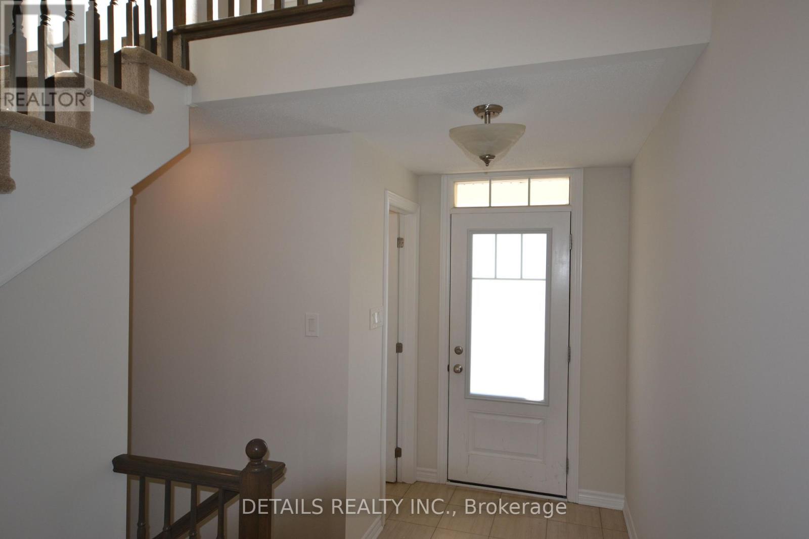 219 Merak Way Property Photo 2