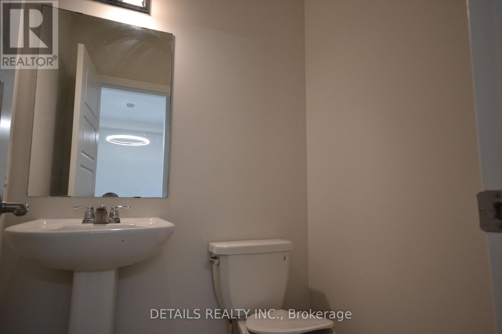 219 Merak Way Property Photo 3