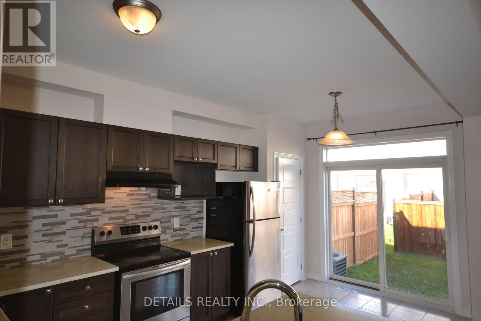 219 Merak Way Property Photo 5
