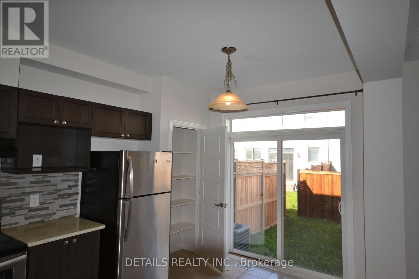 219 Merak Way Property Photo 8