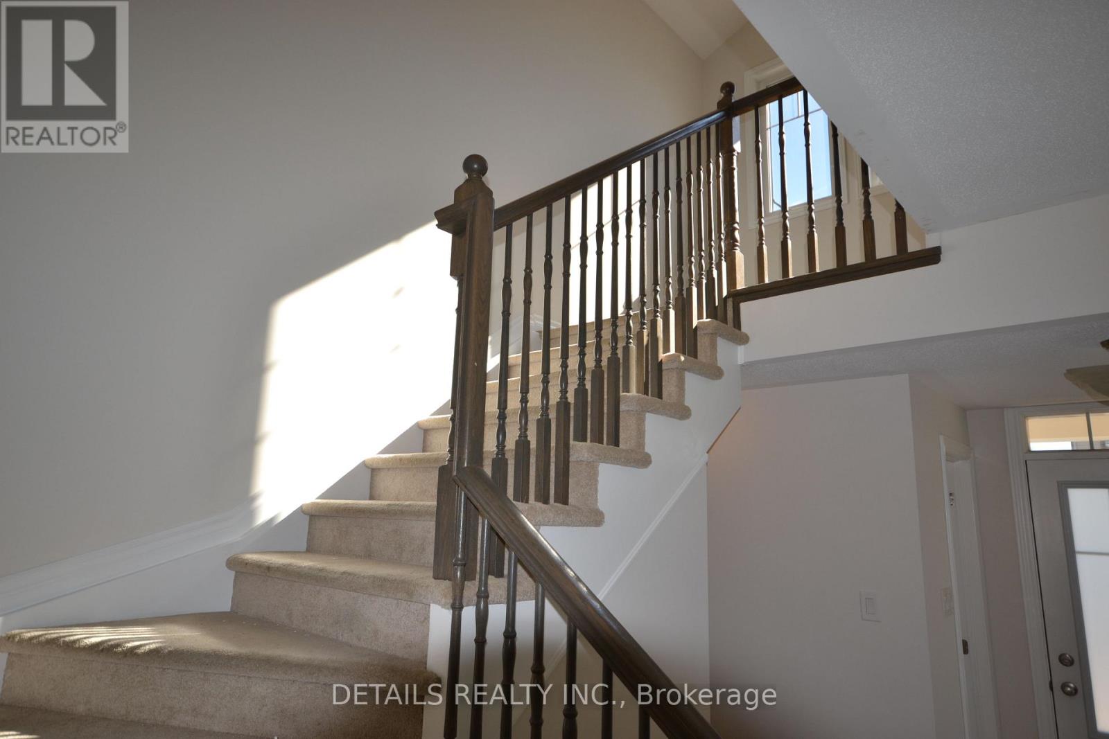 219 Merak Way Property Photo 9