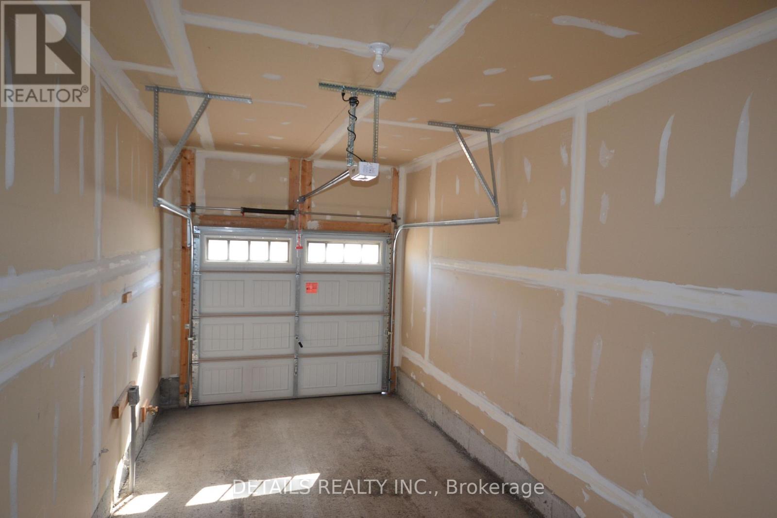 219 Merak Way Property Photo 23
