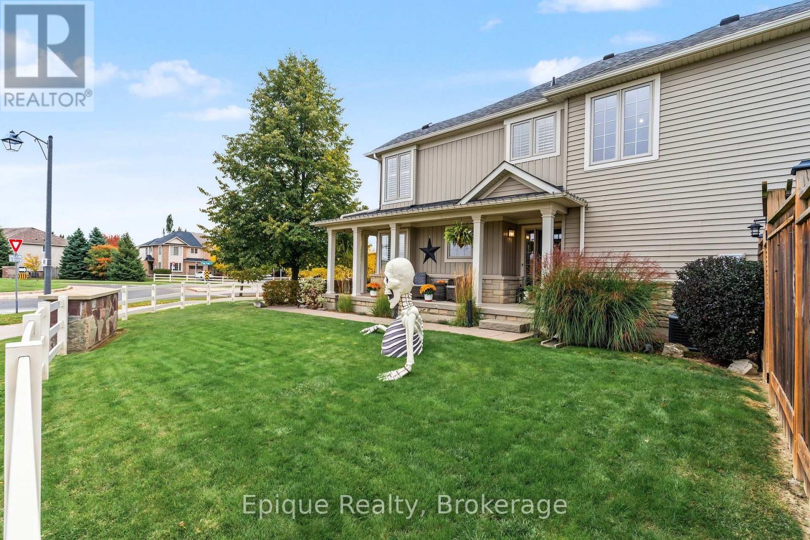 227 Fall Fair Way Property Photo 4