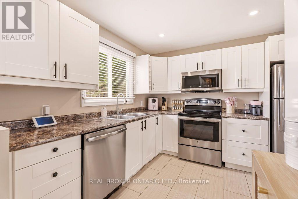 119 Teal Crescent Property Photo 7