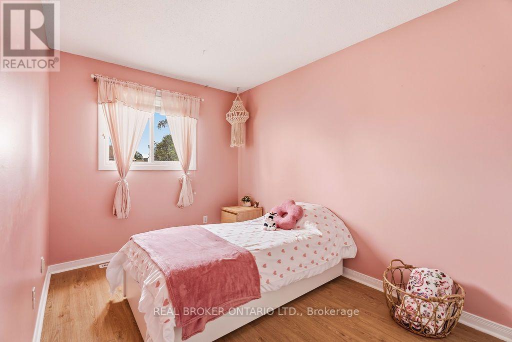 119 Teal Crescent Property Photo 22