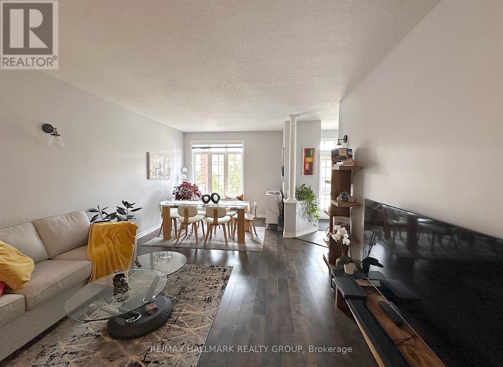 127 Eye Bright Crescent Property Photo 5