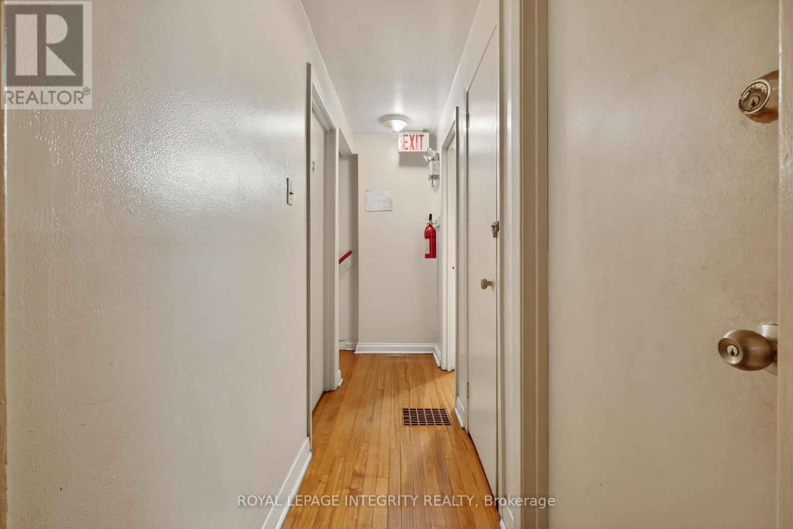 322-324 Queen Mary Street Property Photo 7