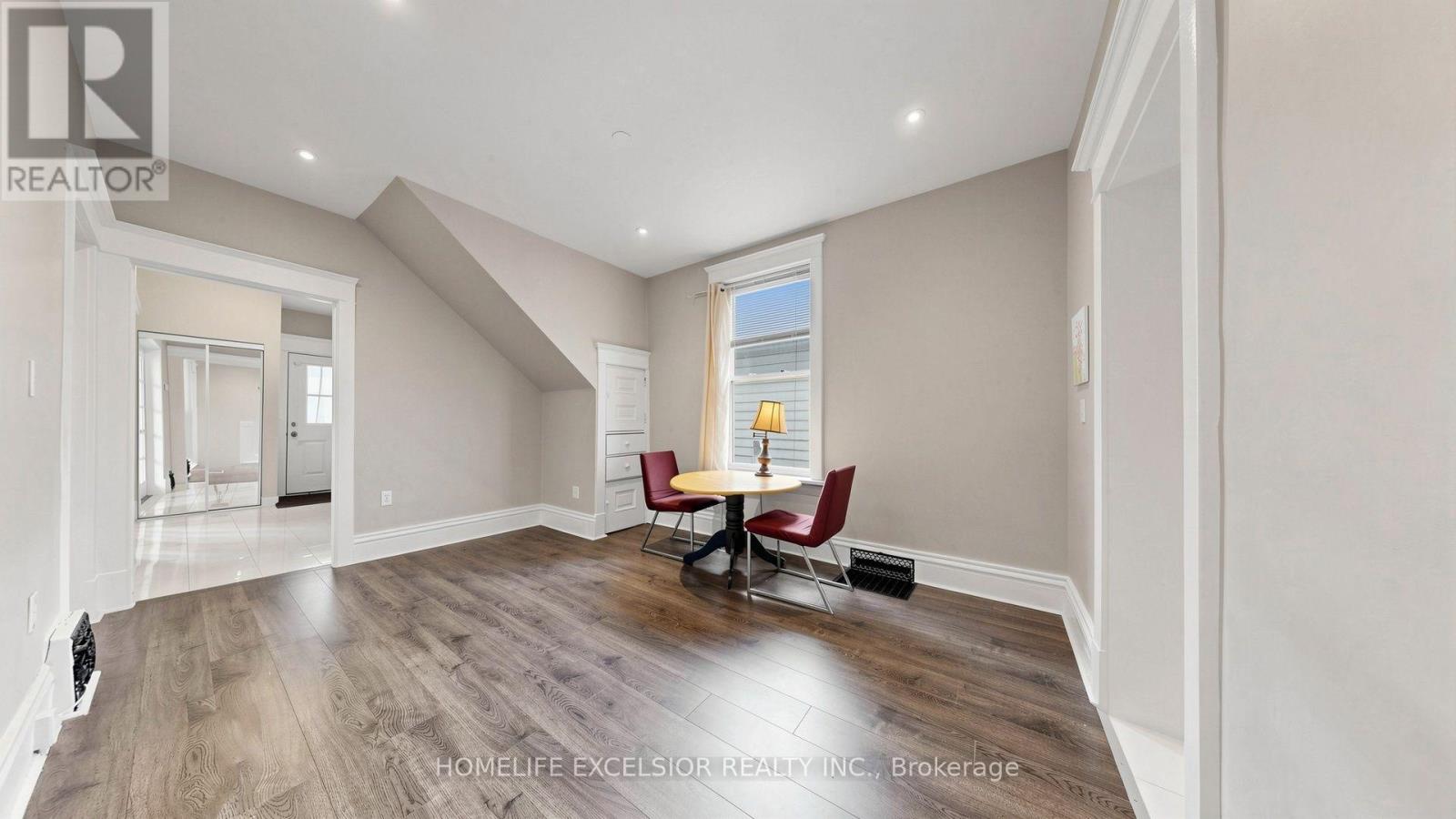 342 King William Street Property Photo 6