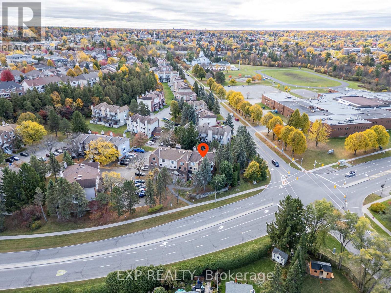 B - 6702 Jeanne D'arc Boulevard N Property Photo 23