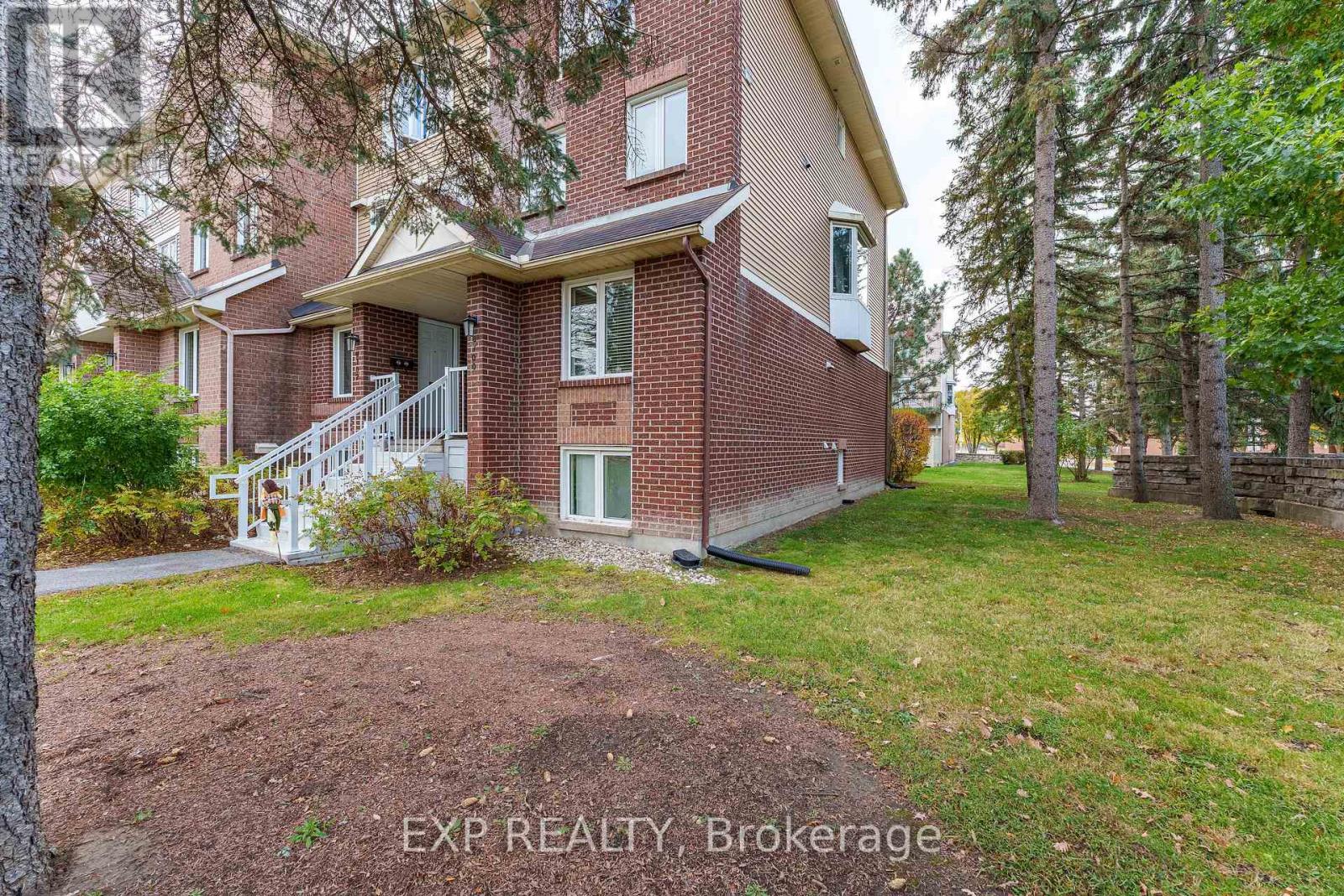 B - 6702 Jeanne D'arc Boulevard N Property Photo 25