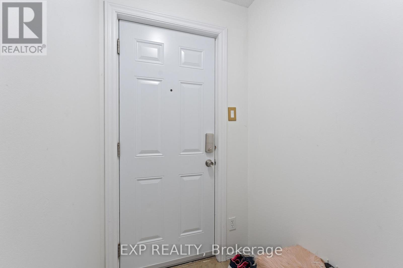 B - 6702 Jeanne D'arc Boulevard N Property Photo 27
