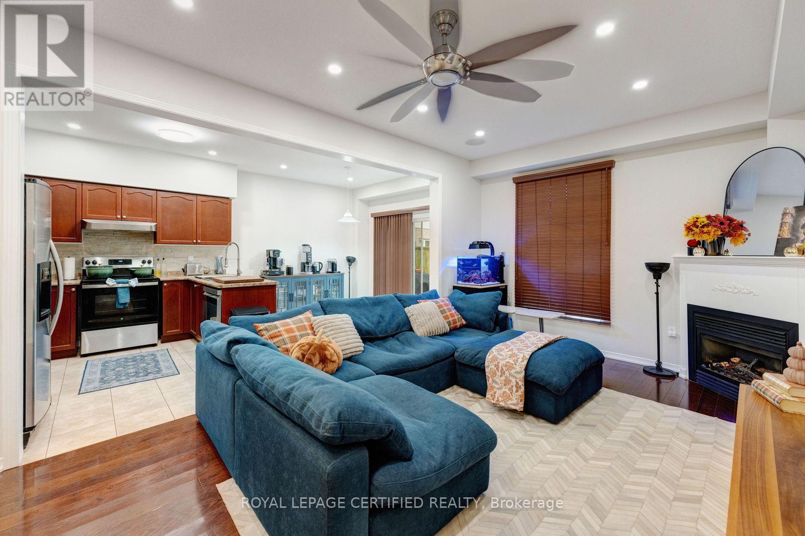 165 Palacebeach Trail Property Photo 9