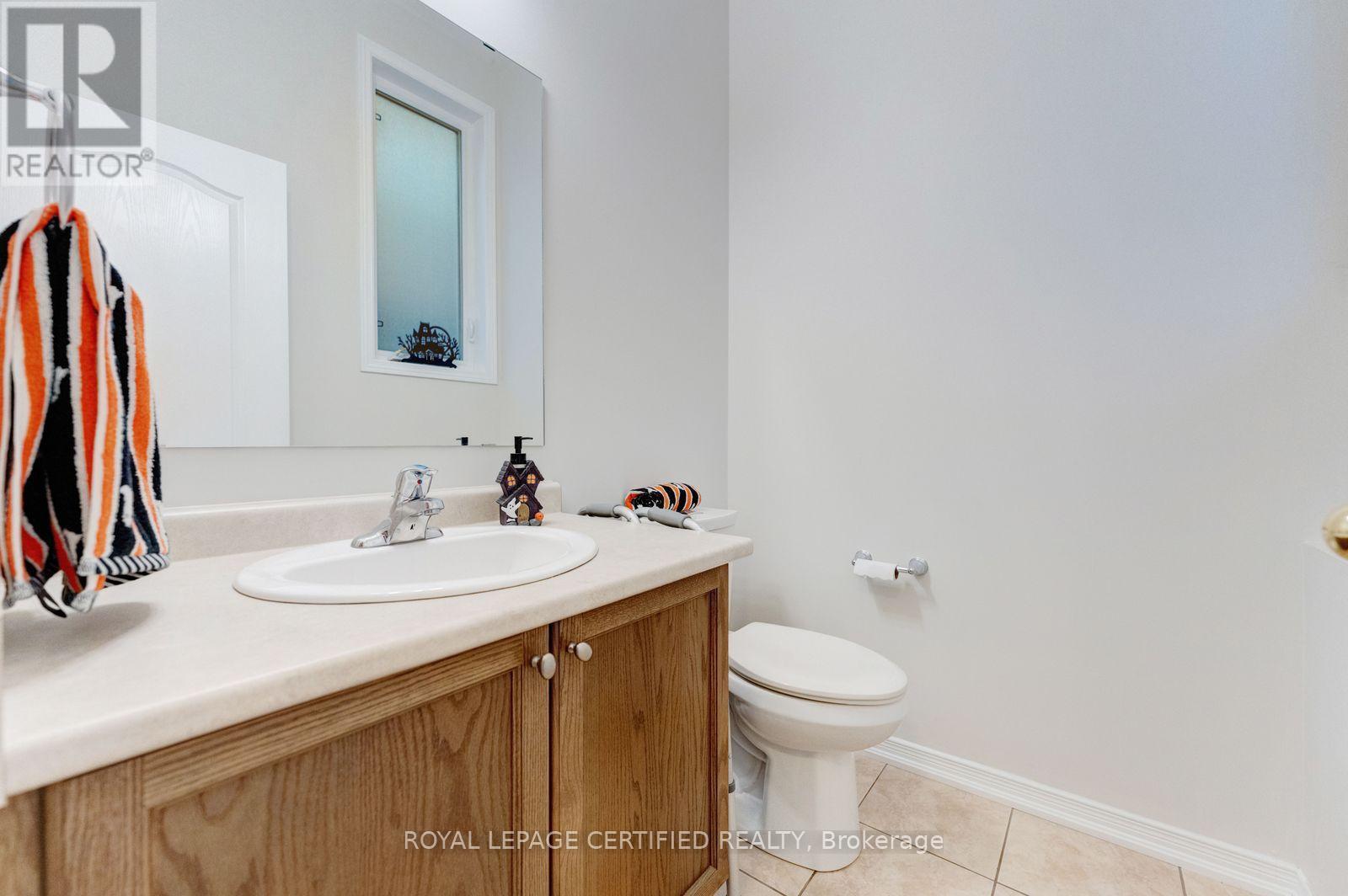 165 Palacebeach Trail Property Photo 14