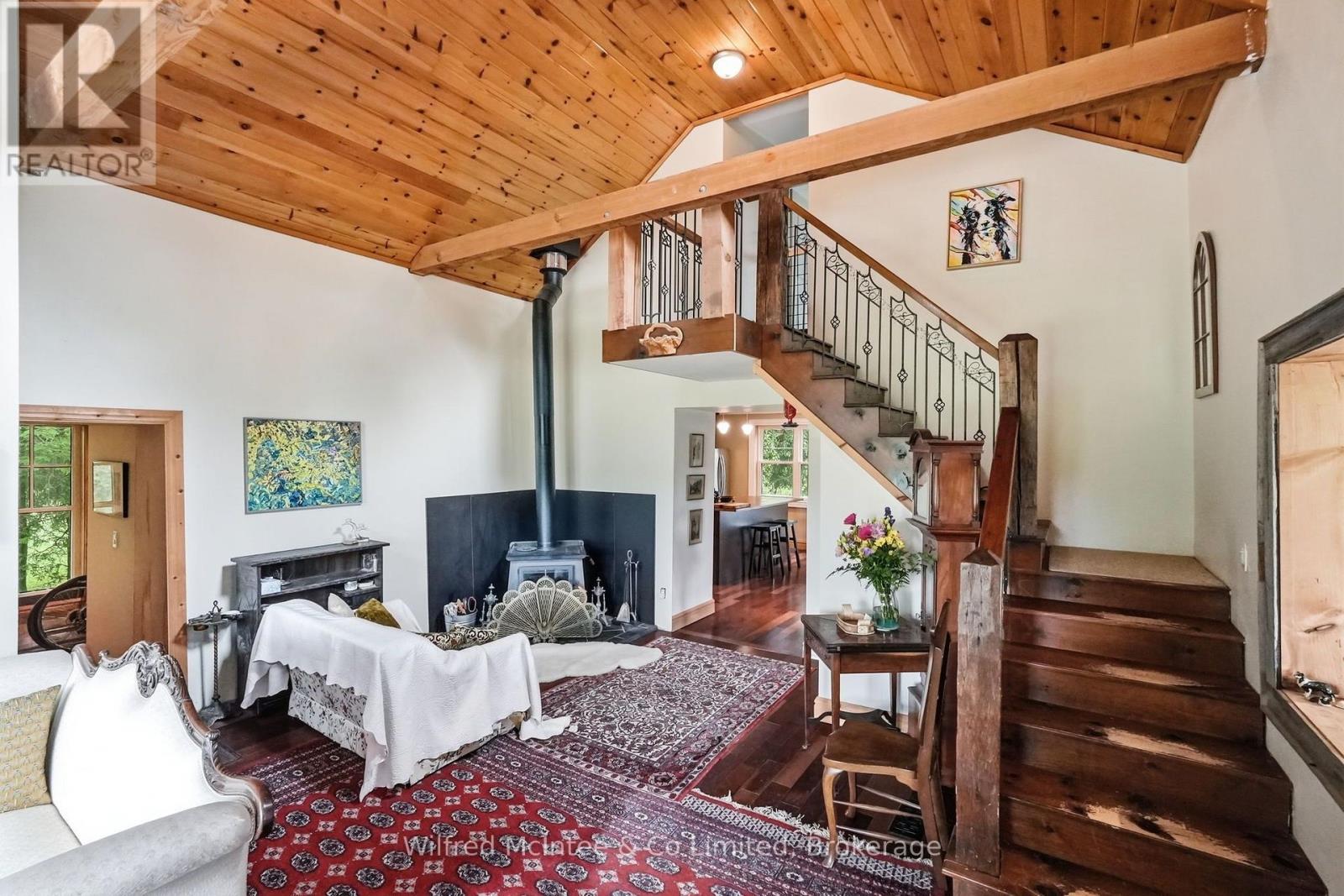605324 Sideroad 13a Property Photo 12