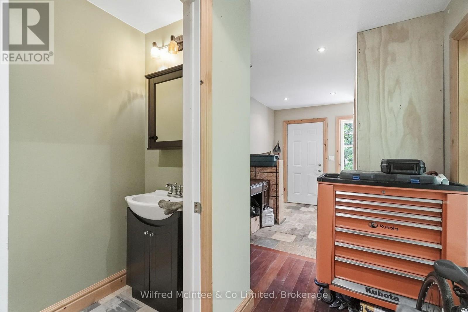 605324 Sideroad 13a Property Photo 17