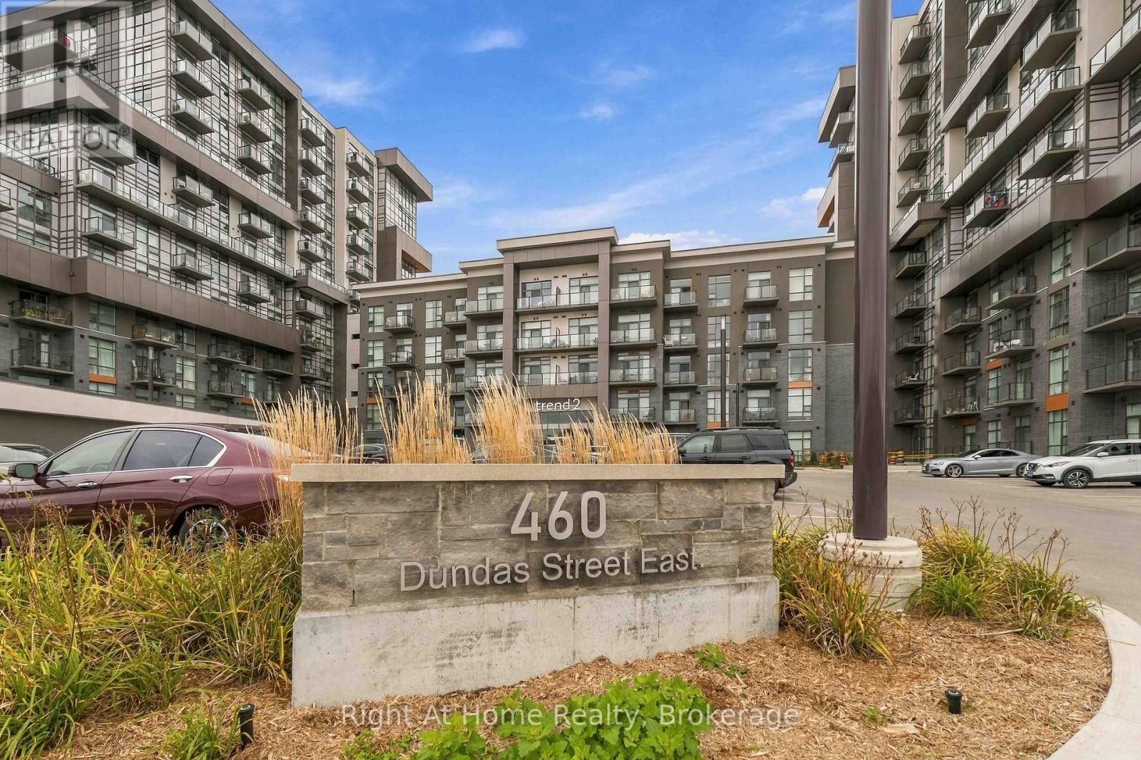 321 - 460 Dundas Street E Property Photo 1