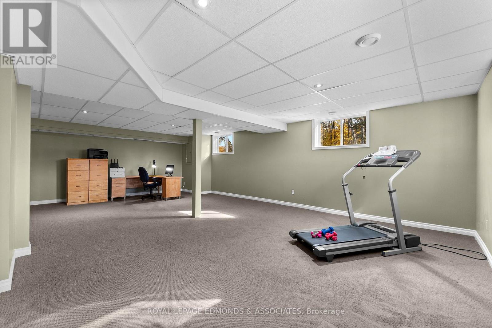 72 Hilltop Drive Property Photo 32