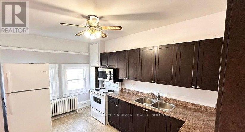 2 - 2 Russell Street E Property Photo 6