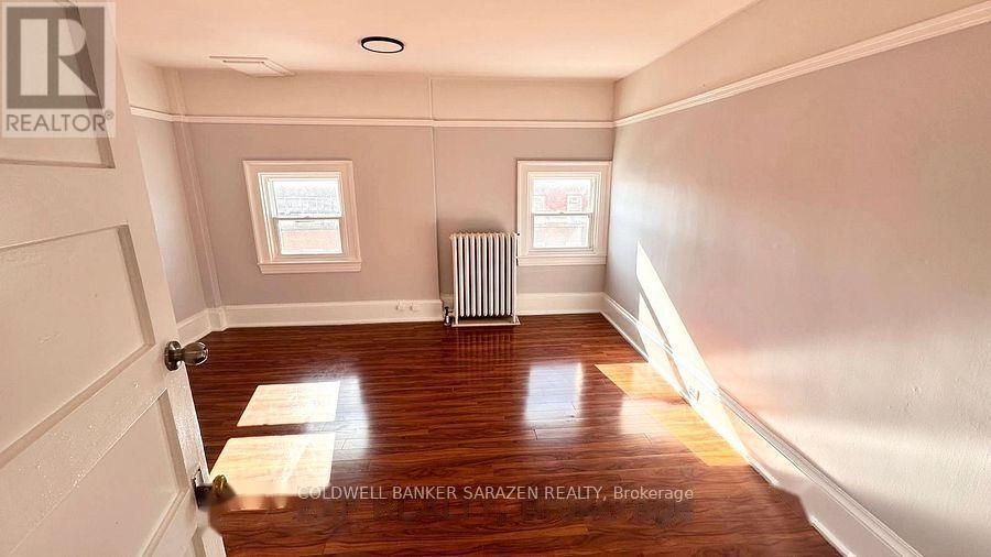 2 - 2 Russell Street E Property Photo 20