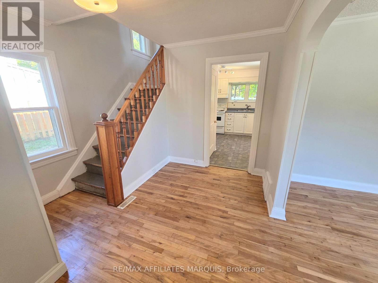 17 Maple Avenue N Property Photo 20