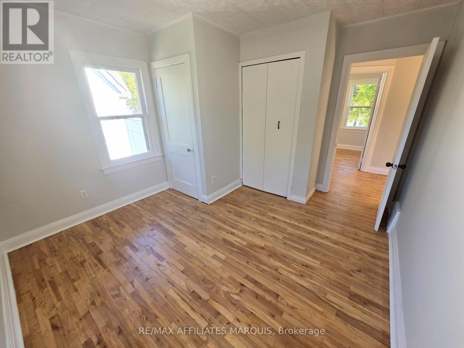17 Maple Avenue N Property Photo 32