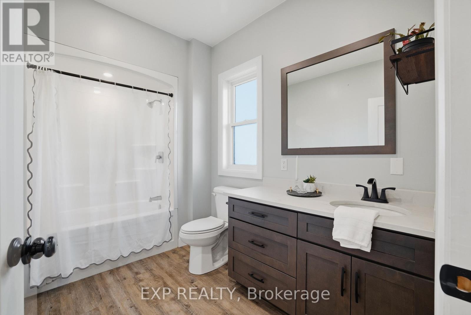 43830 Cranbrook Road Property Photo 12