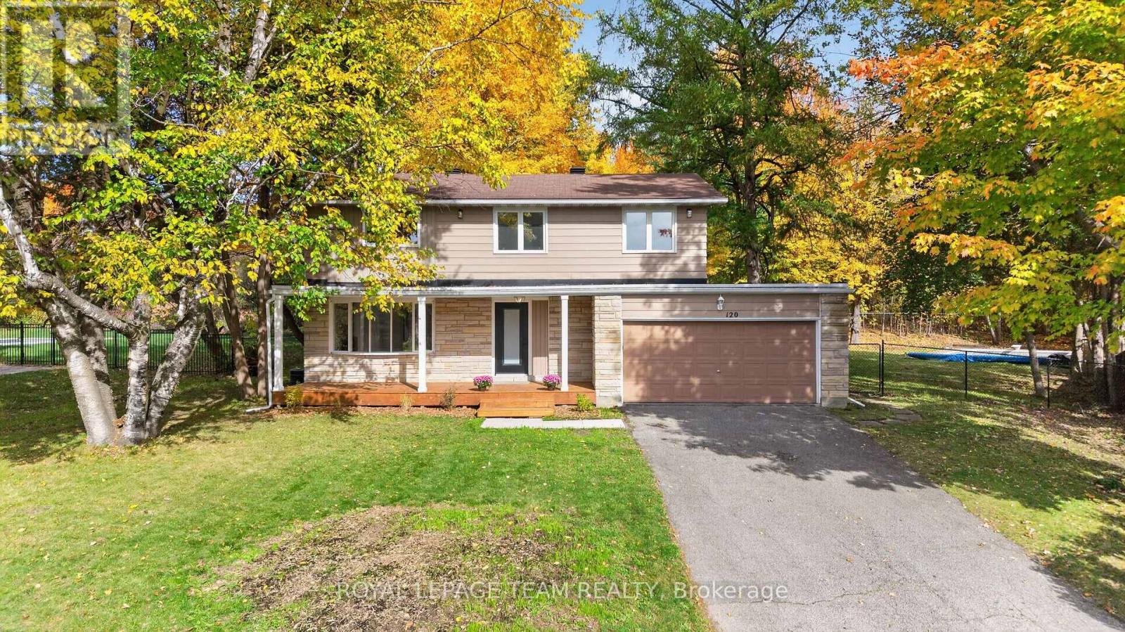 120 Glenncastle Drive Property Photo 1