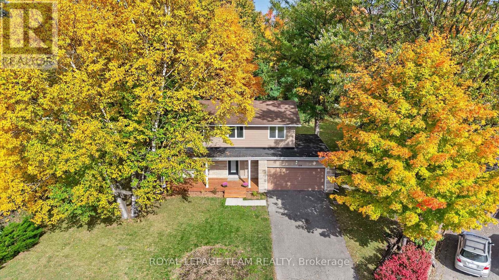 120 Glenncastle Drive Property Photo 2