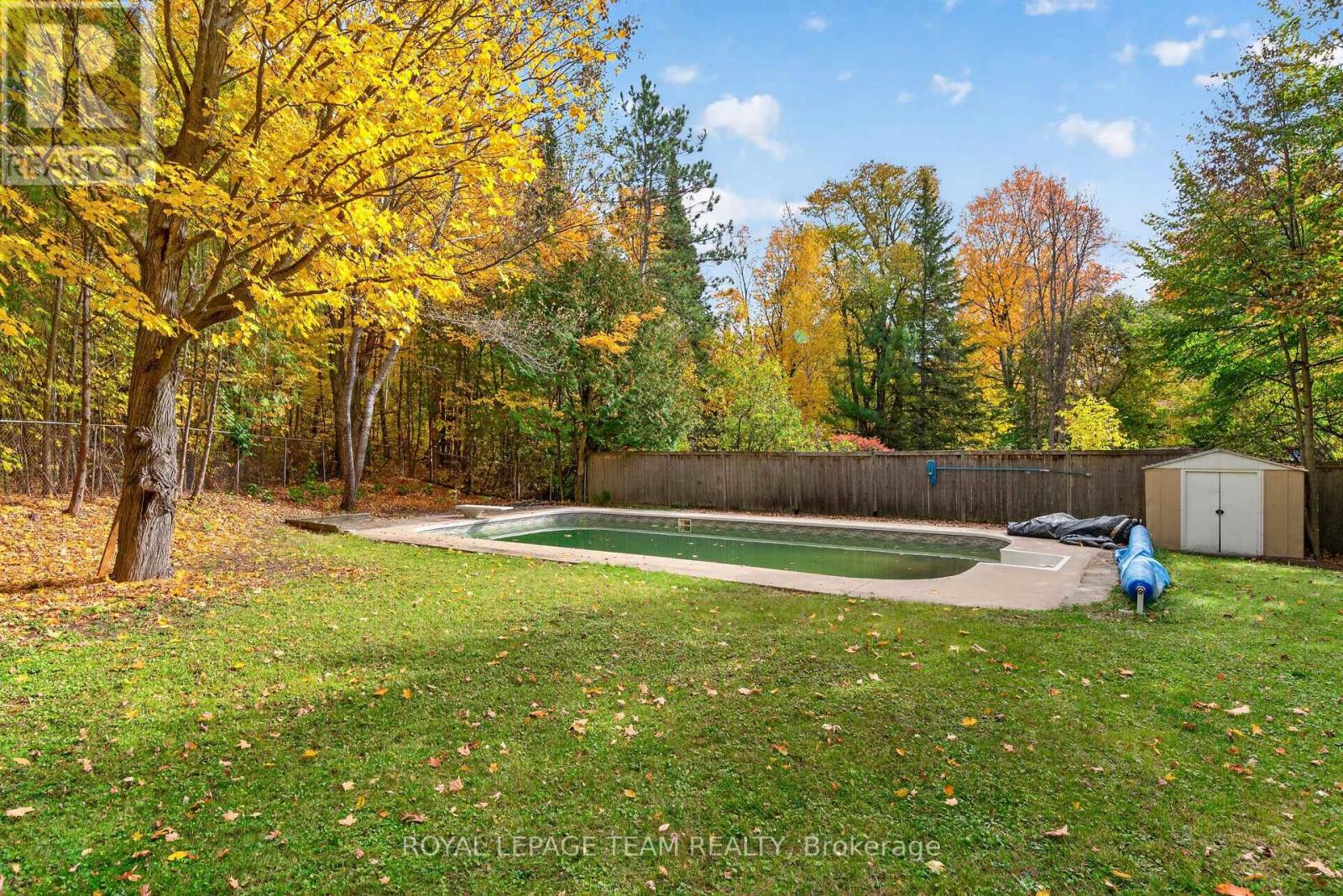 120 Glenncastle Drive Property Photo 18