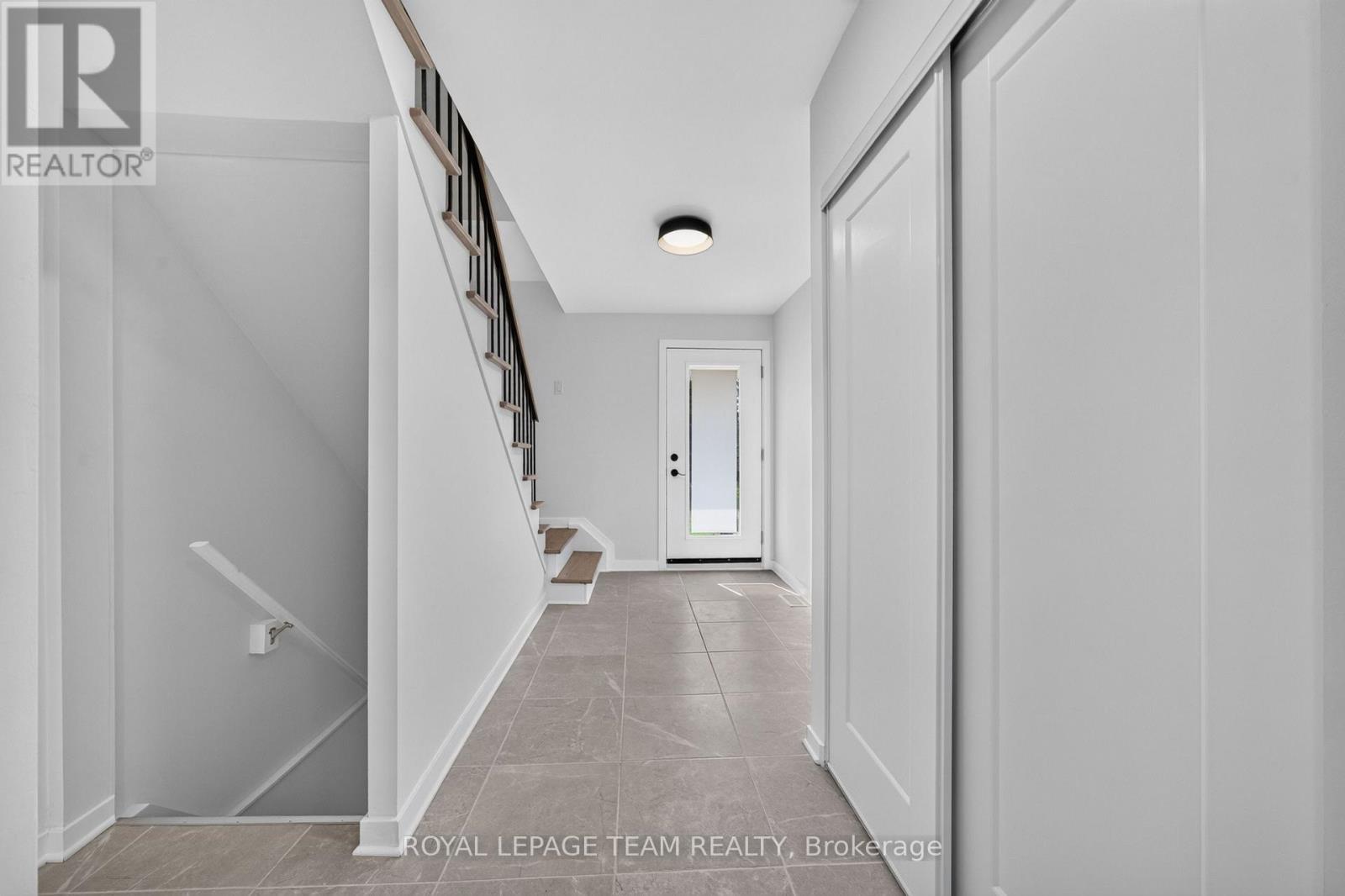 120 Glenncastle Drive Property Photo 21