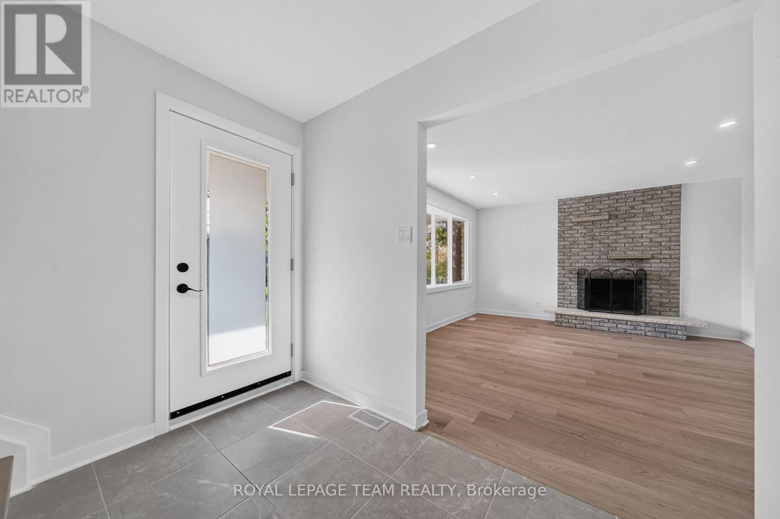 120 Glenncastle Drive Property Photo 24