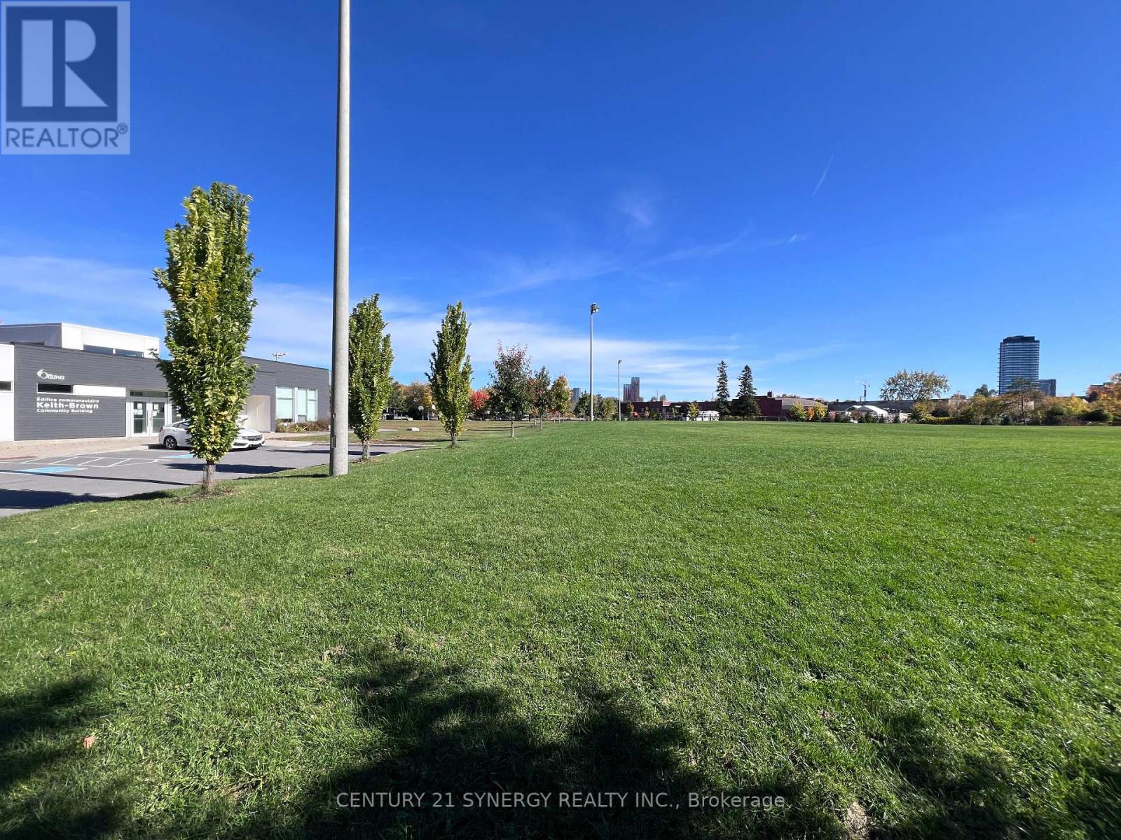 52 & 50 Stonehurst Avenue W Property Photo 13