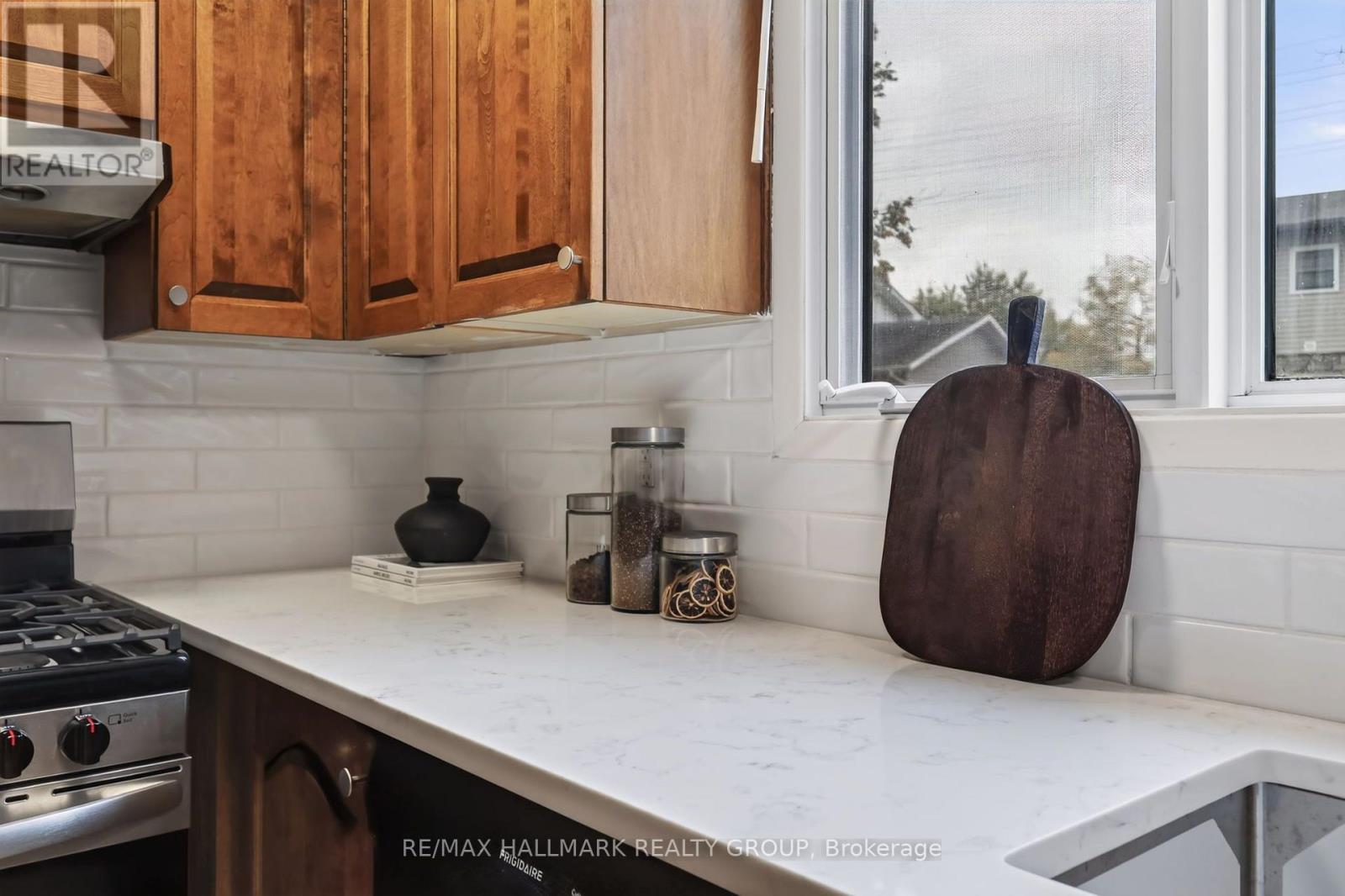 1038 Arnot Road Property Photo 11