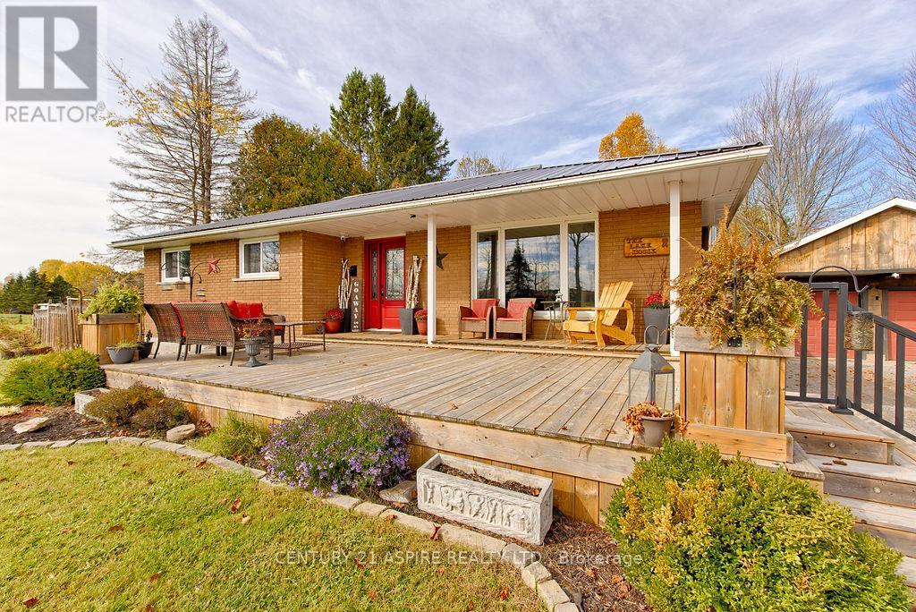742 Zanders Road Property Photo 1