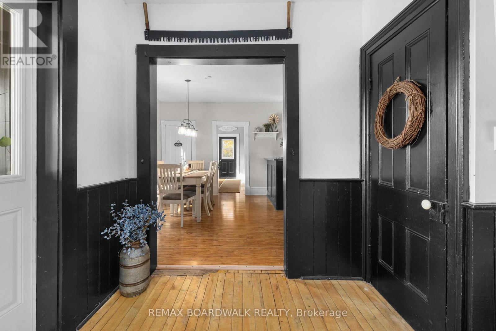 526 Kelford Drive Property Photo 8