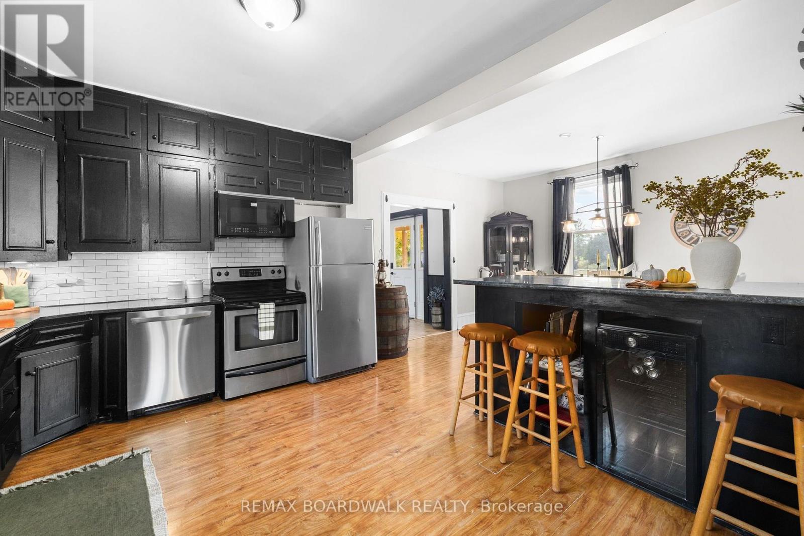 526 Kelford Drive Property Photo 17