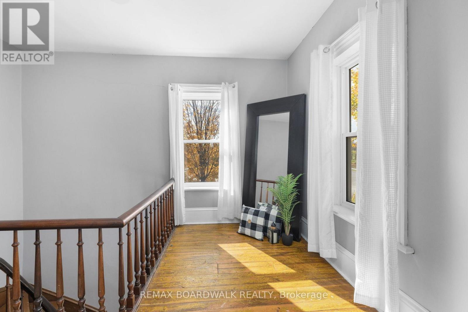 526 Kelford Drive Property Photo 27