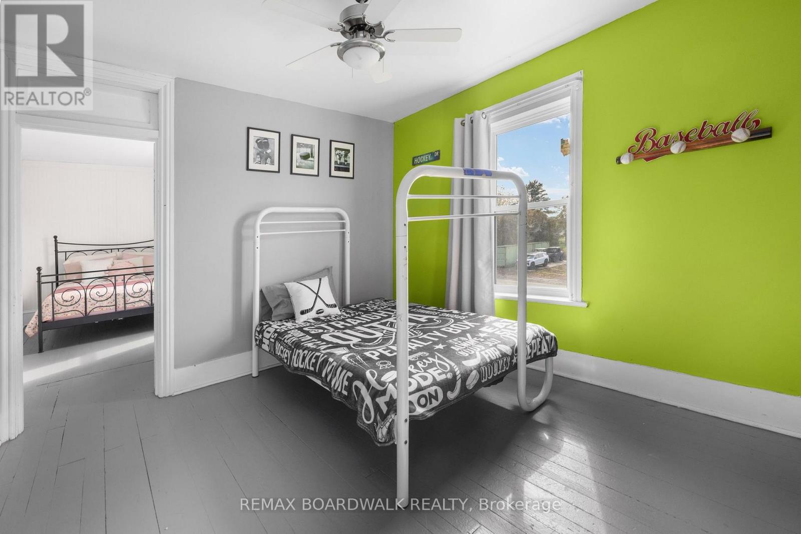526 Kelford Drive Property Photo 33
