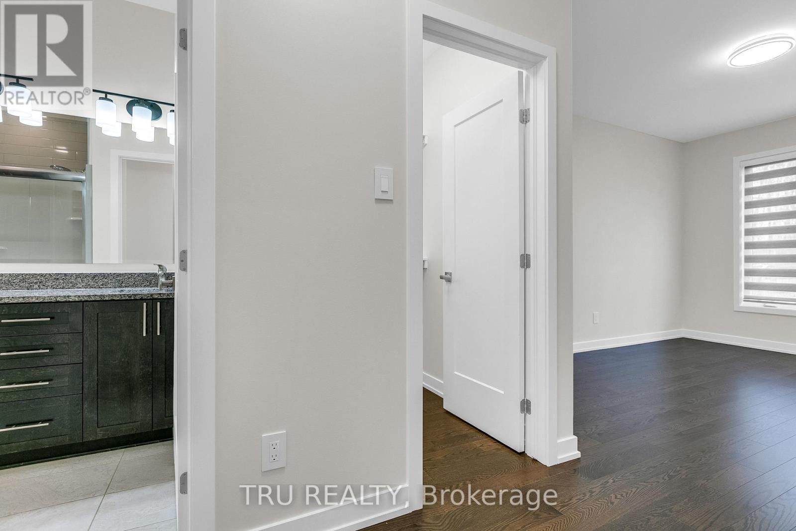 6362 Renaud Road Property Photo 9