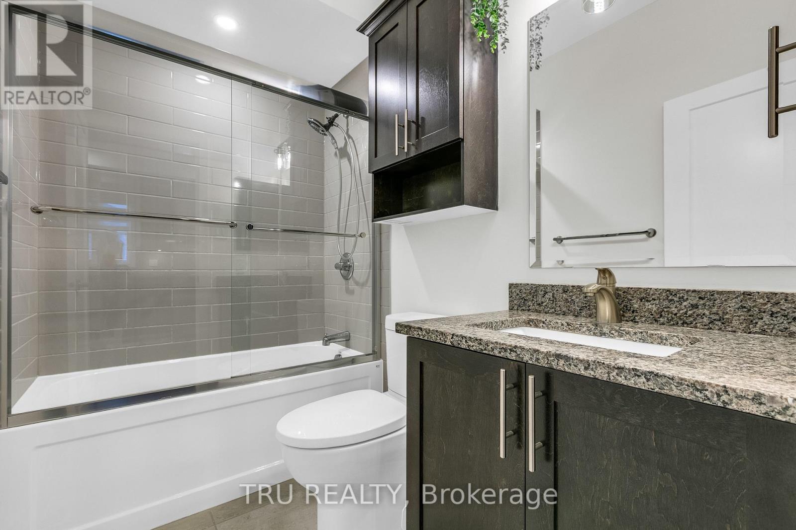 6362 Renaud Road Property Photo 14