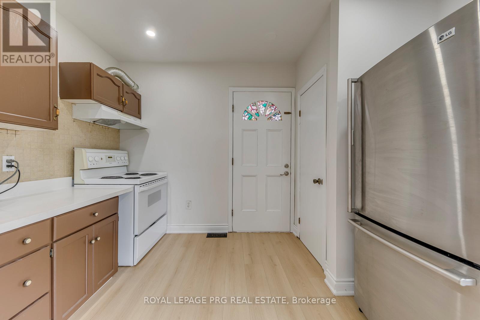 54 Walter Street Property Photo 6