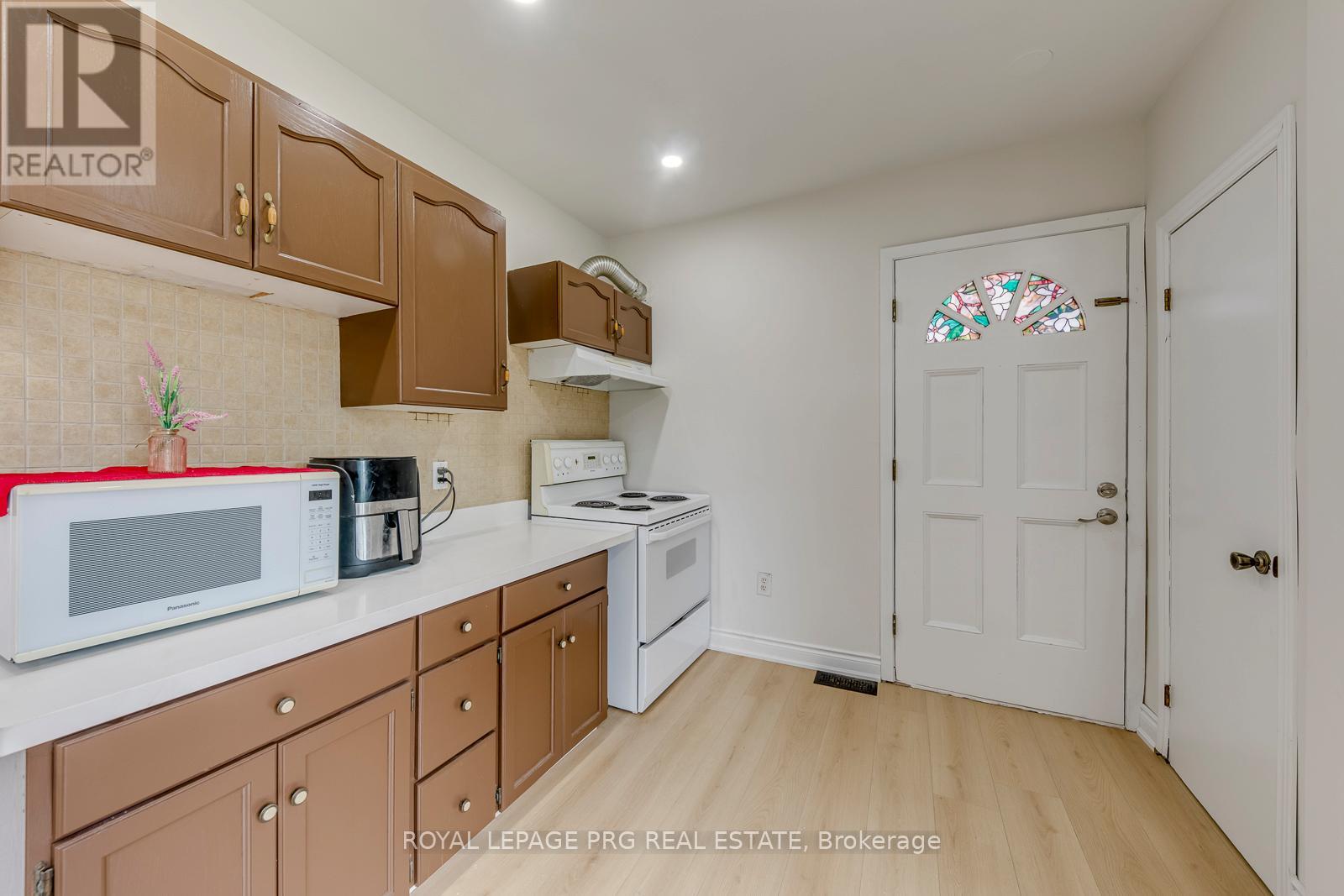 54 Walter Street Property Photo 7