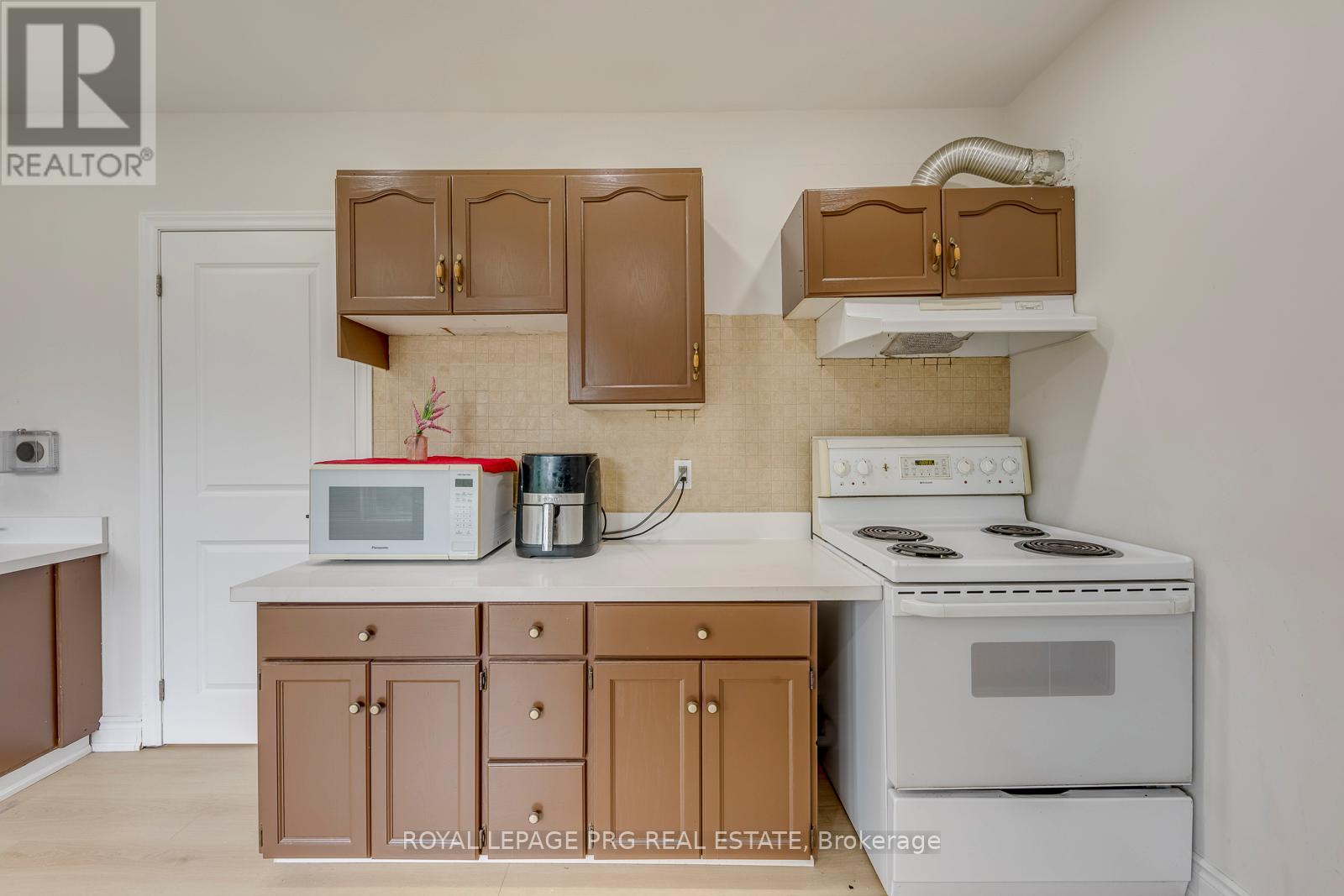 54 Walter Street Property Photo 8