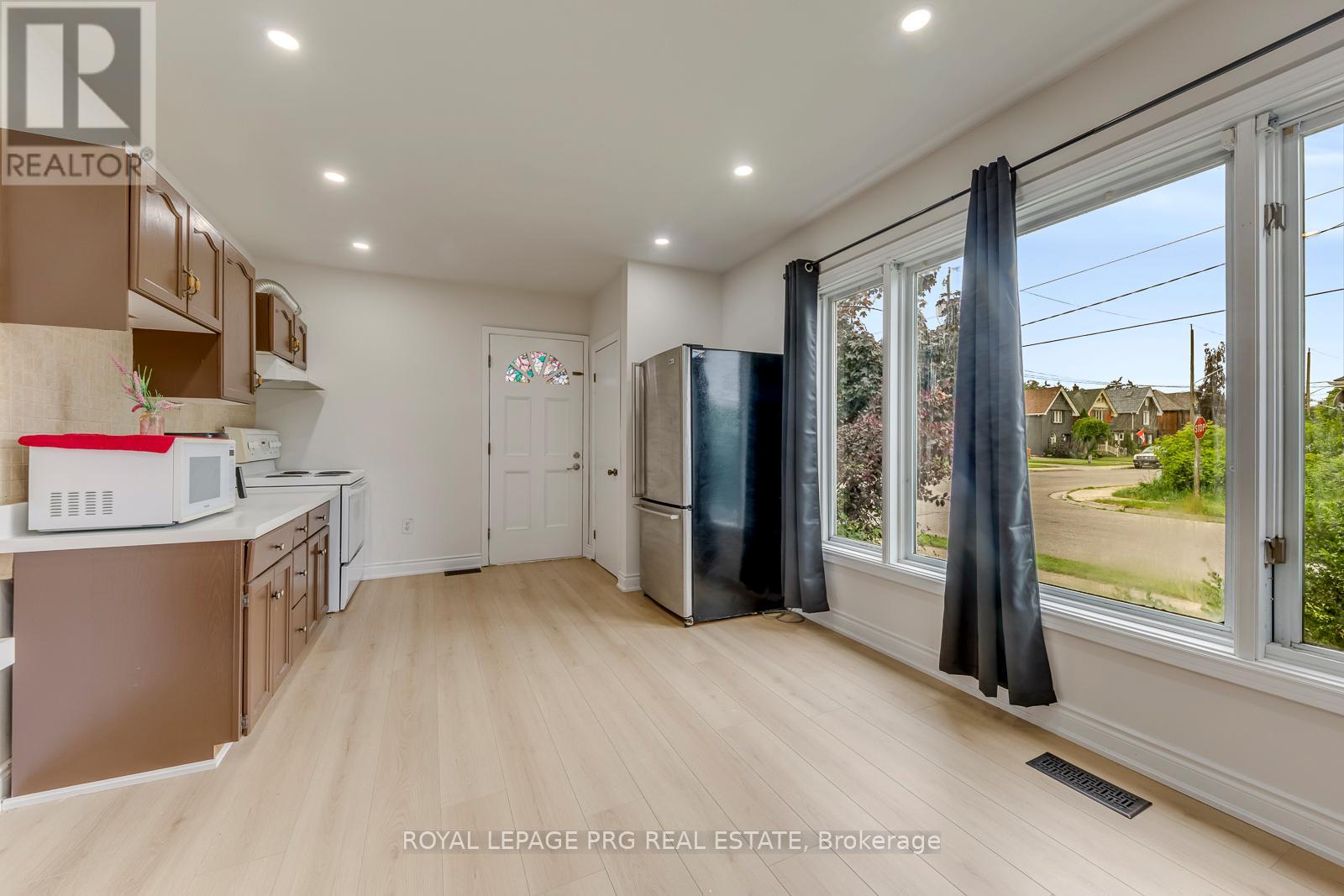 54 Walter Street Property Photo 10